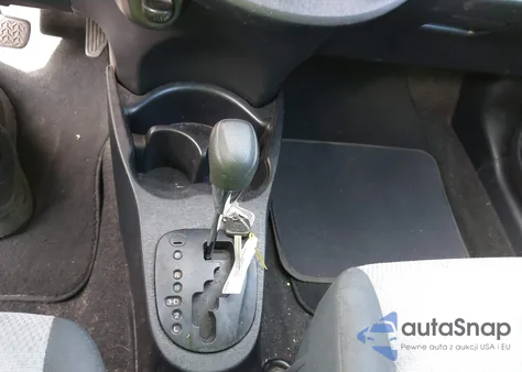 2014 Toyota Yaris L (Tmc/Cbu Plant) z USA, uszkodzony, nr VIN JTDKTUD36ED596792